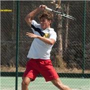Jugador profesional y monitor de tenis por la FTM